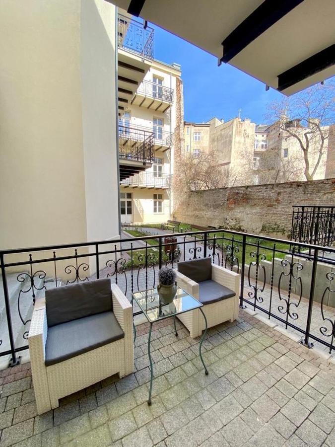 Luxury Panda Apartment In Old Town Krakow Luaran gambar