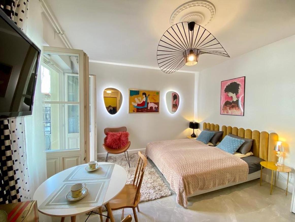 Luxury Panda Apartment In Old Town Krakow Luaran gambar